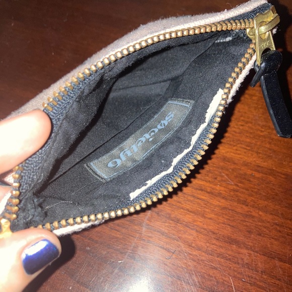 Eiffel Tower Zip Makeup Bag - Picture 2 of 2